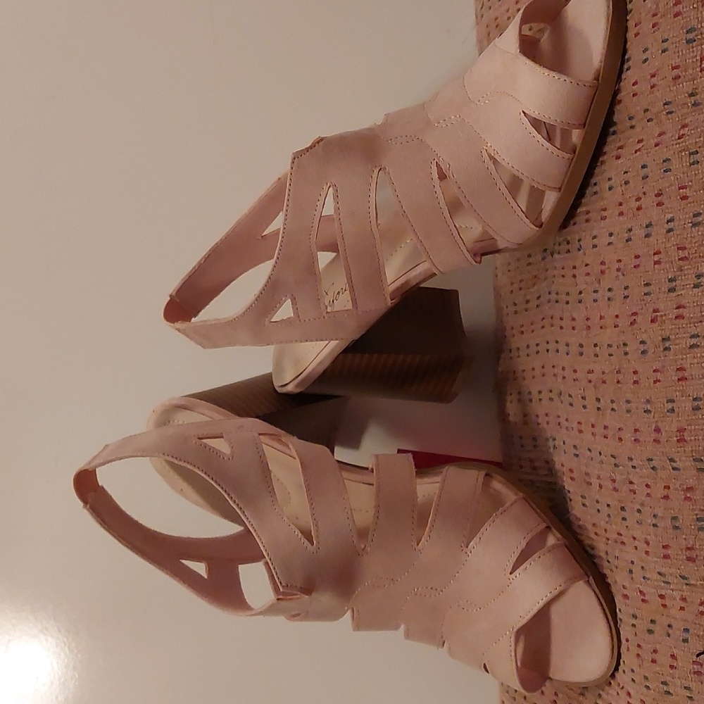 Dexflex Comfort Blush Strappy Heels